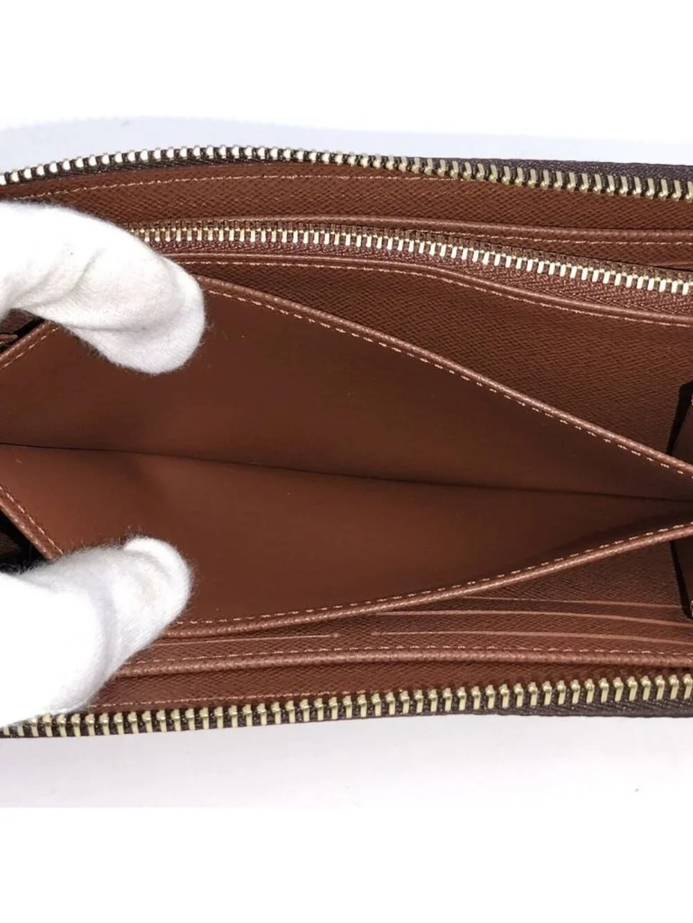 Louis Vuitton Zippy Wallet Monogram